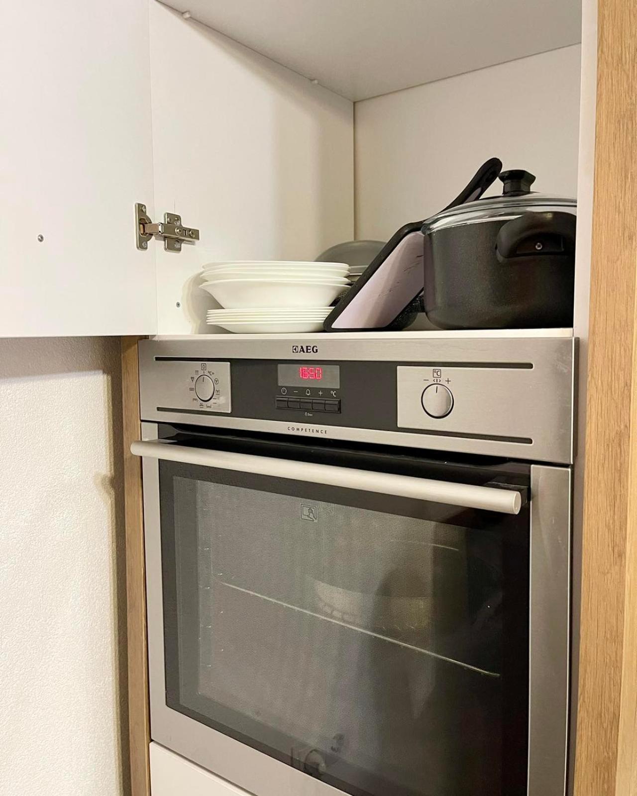 Nessi Apartment 普里什蒂纳 外观 照片